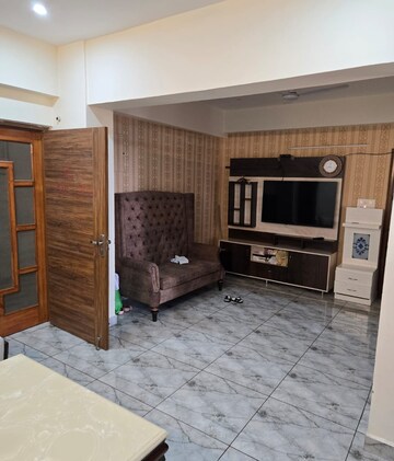 Room in 2 BHK Apartment at Sahastradhara – for Sale