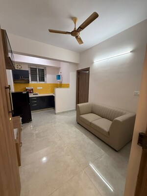 Room in 1 BHK Builder Floor at Marathahalli – for Rent