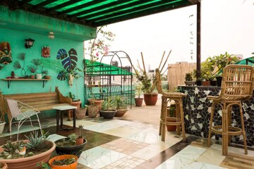 Living Room in 3 BHK Apartment at Greater Kailash I – for Rent