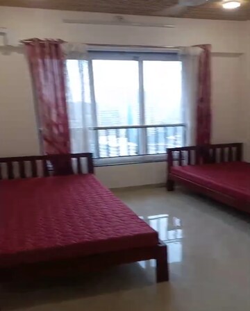 Bedroom in 2 BHK Apartment at Thapar Suburbia, Chembur – for Rent