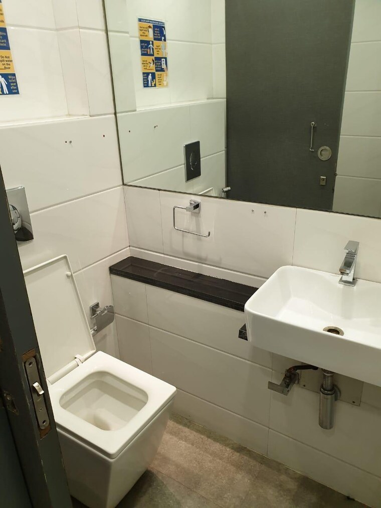 Washroom, vijay nagar Commercial Office Space 2500 Sq.Ft. In Vijay Nagar Indore 9401844
