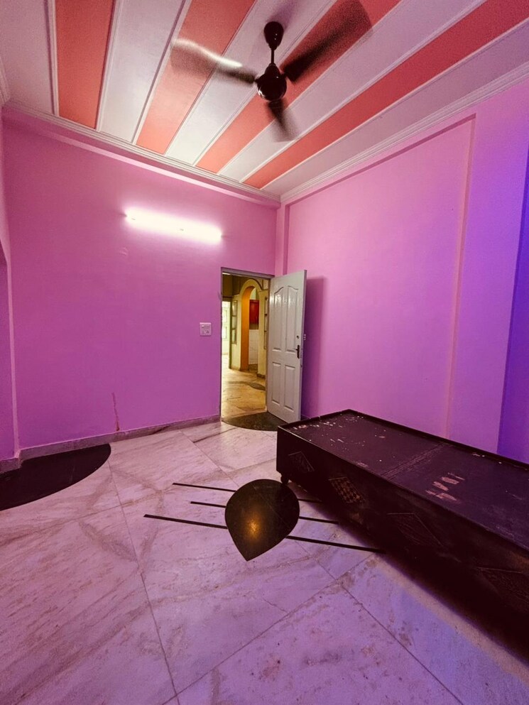 Bedroom, shakti khand iv 3 Bedroom 1050 Sq.Ft. Apartment In Shakti Khand iv Ghaziabad 9401904