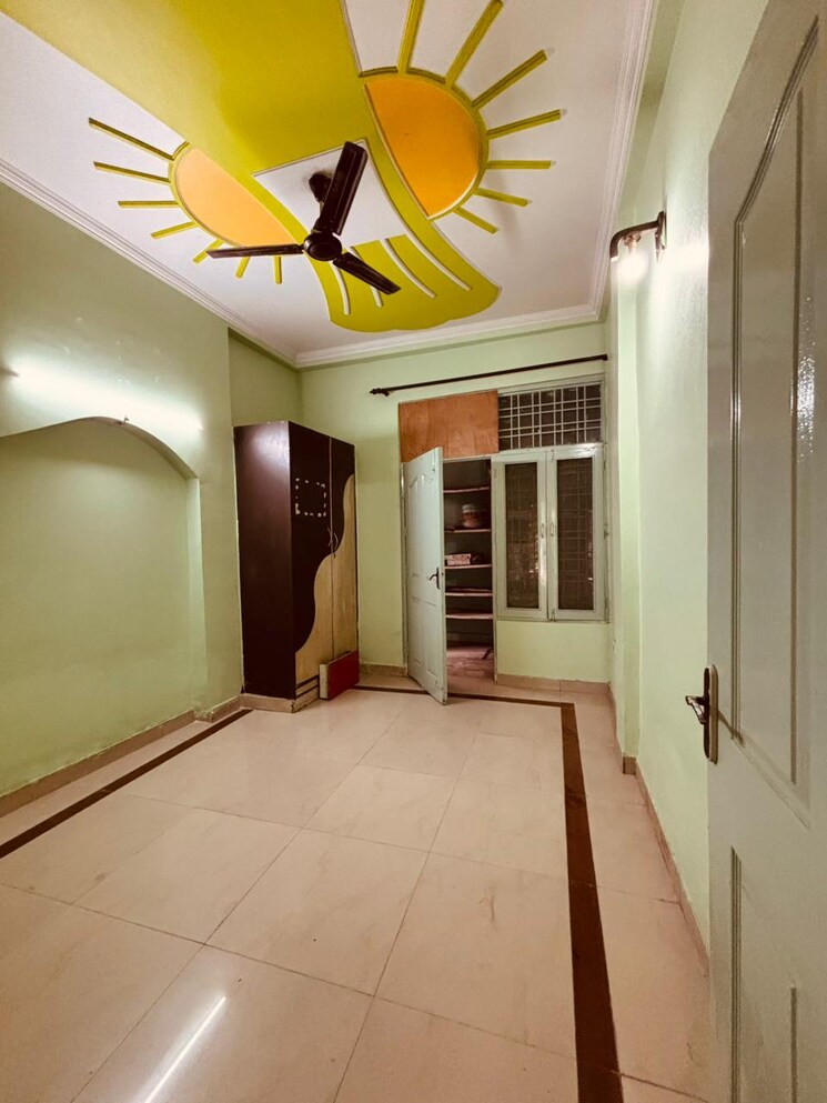 Bedroom, shakti khand iv 3 Bedroom 1050 Sq.Ft. Apartment In Shakti Khand iv Ghaziabad 9401904