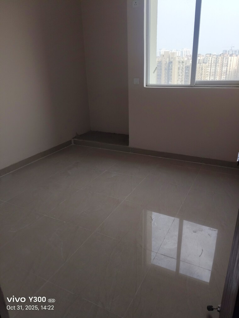 Room, amrapali-golf-homes 2.5 Bedroom 945 Sq.Ft. Apartment In Sector 4 Greater Noida Greater Noida 9404956