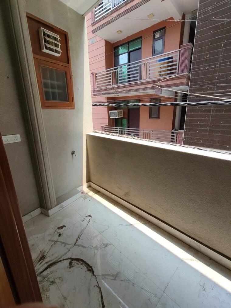 Balcony, risland-sky-mansion 3 Bedroom 1120 Sq.Ft. Builder Floor In Chattarpur Delhi 9402014