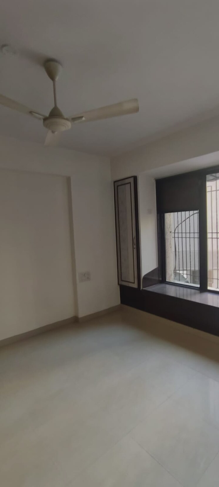 Room, ajmera-golden-rays 3 Bedroom 1100 Sq.Ft. Apartment In Andheri West Mumbai 9401985