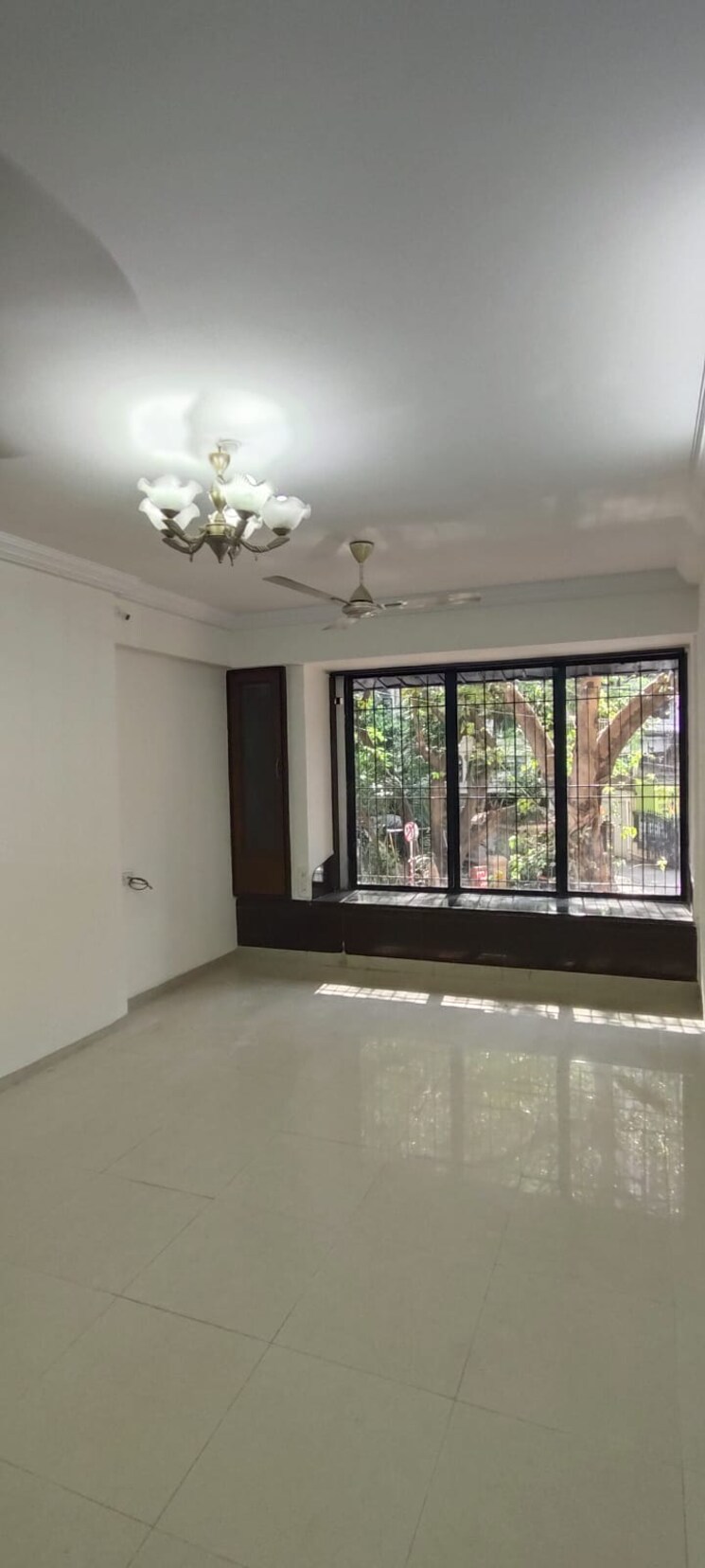 Room, ajmera-golden-rays 3 Bedroom 1100 Sq.Ft. Apartment In Andheri West Mumbai 9401985