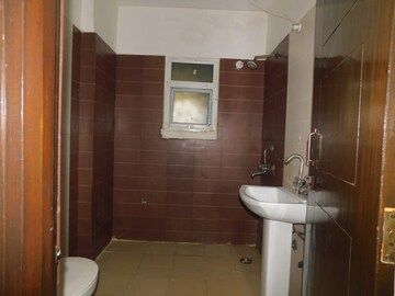 Bathroom in 4 BHK Apartment at ATS One Hamlet, Sector 104 – for Sale