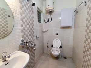 Bathroom in 2 BHK Builder Floor at Sector 23 – for Rent