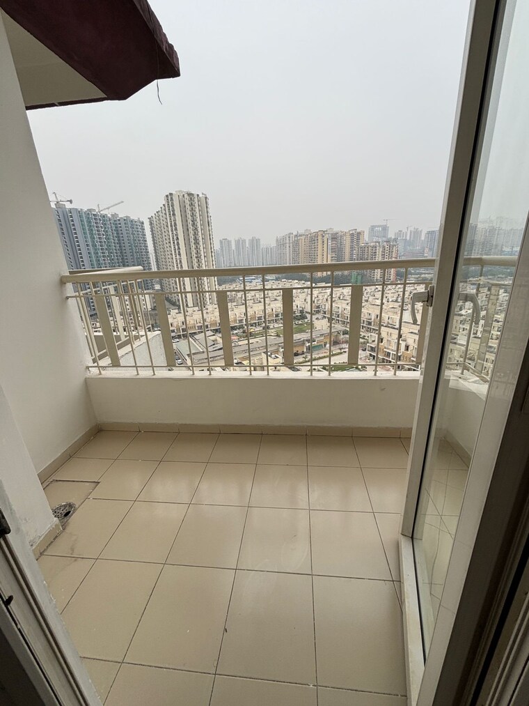 Balcony, ajnara-le-garden 2 Bedroom 875 Sq.Ft. Apartment In Sector 16b Greater Noida Greater Noida 9402273