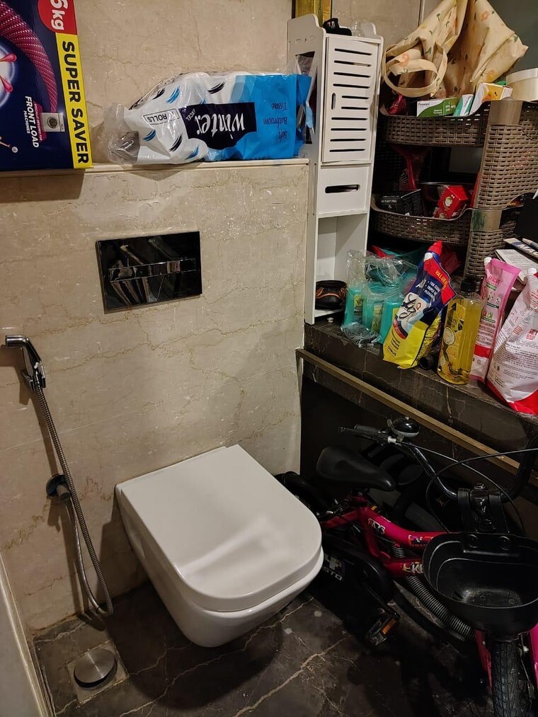 Attached Bathroom, lodha-sterling 3 Bedroom 1042 Sq.Ft. Apartment In Kolshet Road Thane 9402463