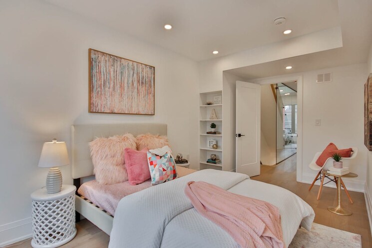 Bedroom, sector 8 3.5 Bedroom 250 Sq.Yd. Builder Floor In Sector 8 Panchkula 9402457