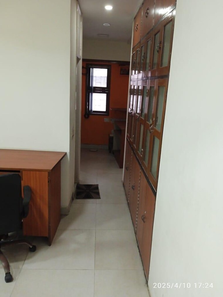 undefined, camac street Commercial Office Space 560 Sq.Ft. In Camac Street Kolkata 9402397