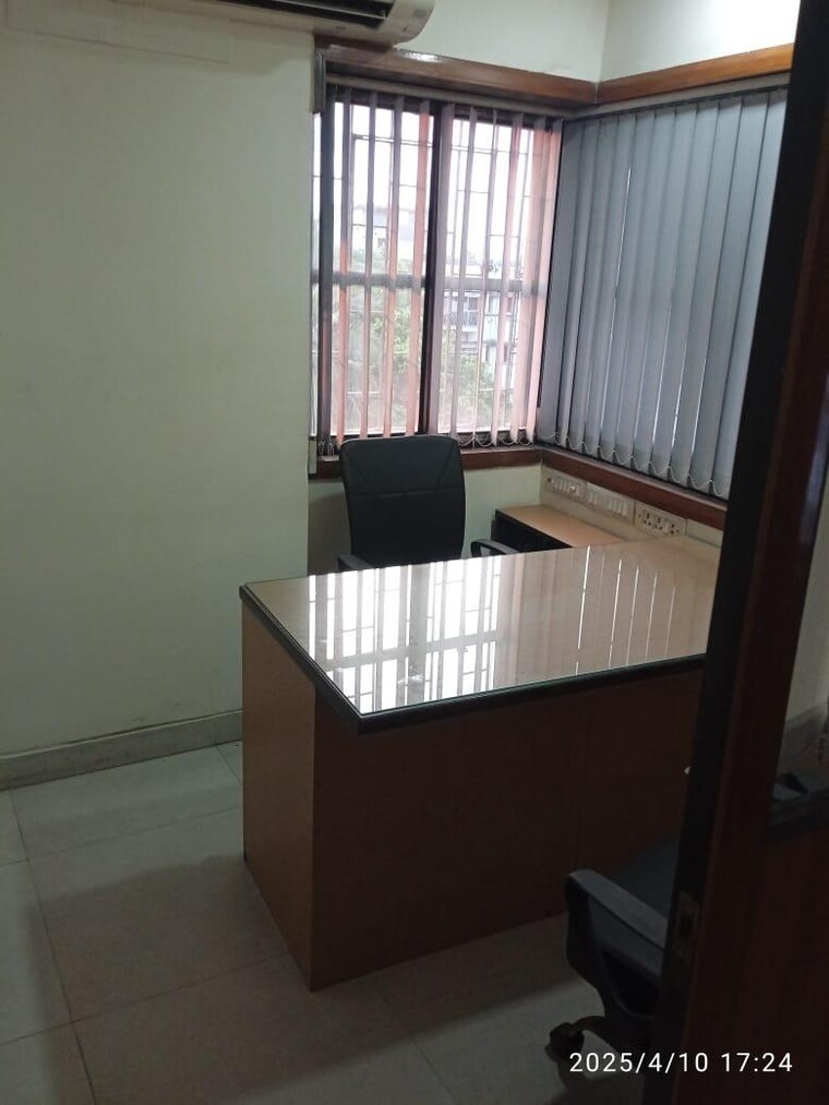 Kitchen, camac street Commercial Office Space 560 Sq.Ft. In Camac Street Kolkata 9402397