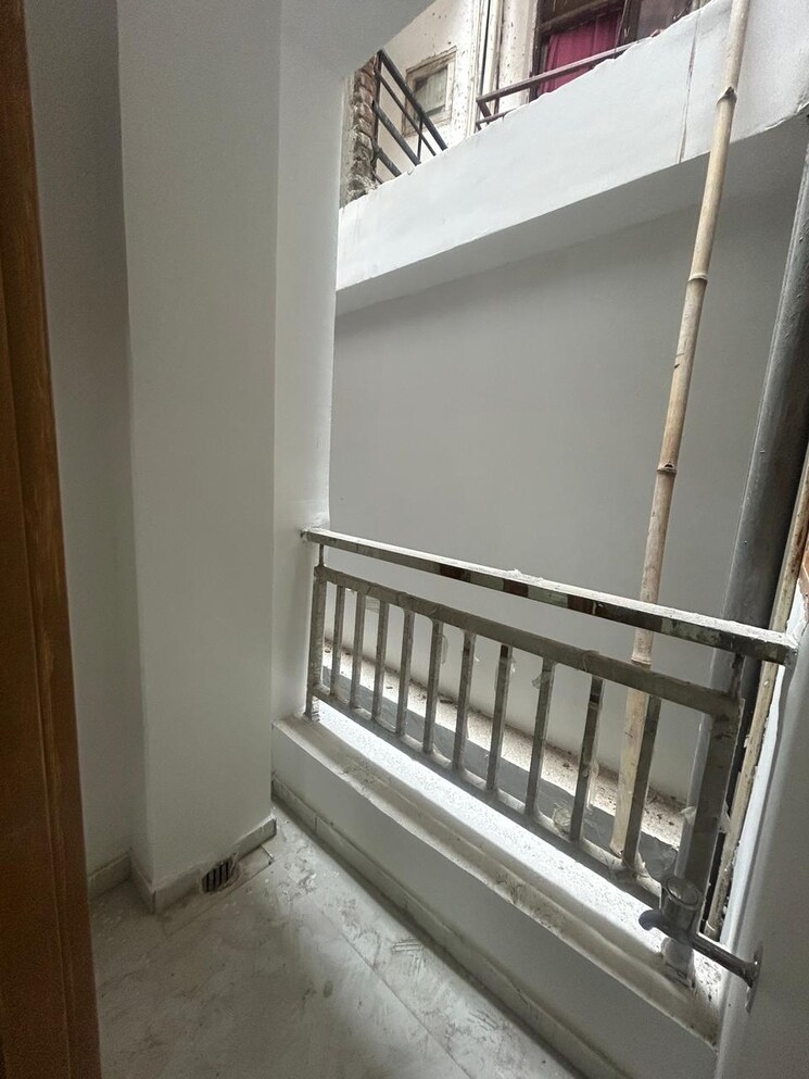 Balcony, rajpur khurd extension 1 RK 426 Sq.Ft. Builder Floor In Rajpur Khurd Extension Delhi 9402655