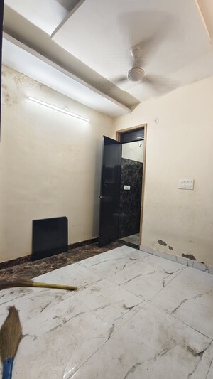 Room in 1 RK Builder Floor at Govindpuri – for Rent