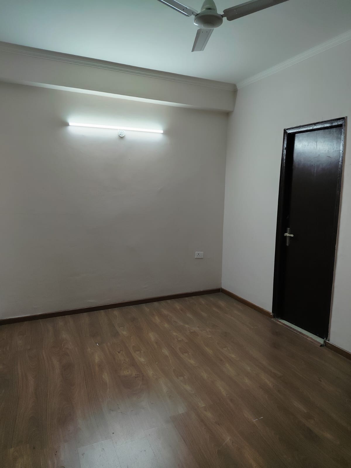 3 BHK Apartment For Rent in Amrapali Golf Homes