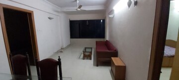Living Room in 2 BHK Apartment at Santacruz West – for Rent
