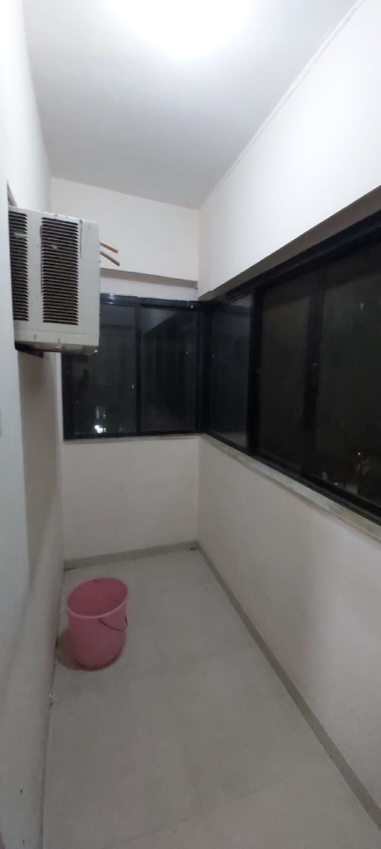 Other, santacruz west 2 Bedroom 750 Sq.Ft. Apartment In Santacruz West Mumbai 9402690