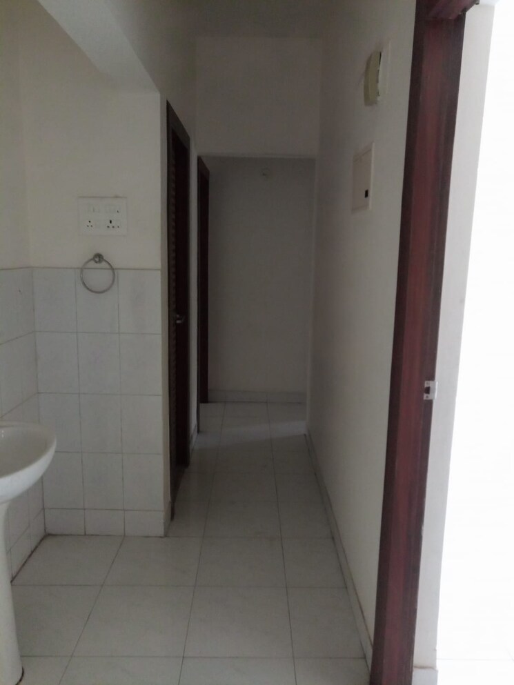 Bathroom, woodland-avenue 2 Bedroom 1275 Sq.Ft. Apartment In Kothrud Pune 9402657