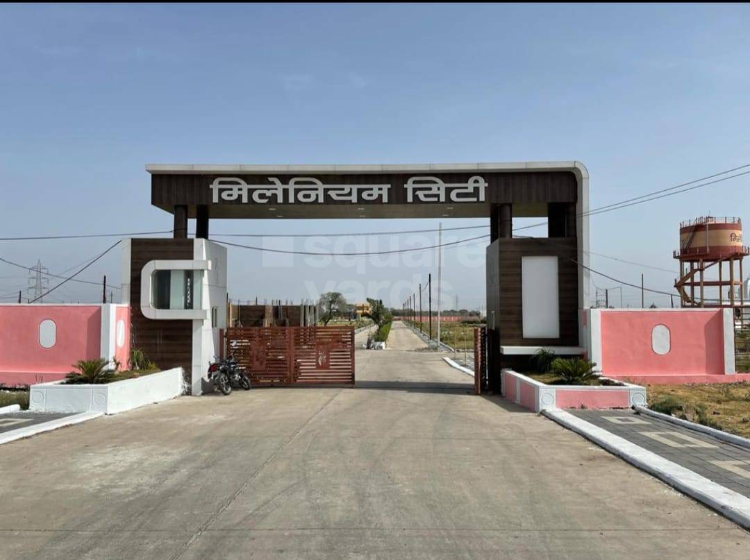 Plot For Sale in Super Corridor