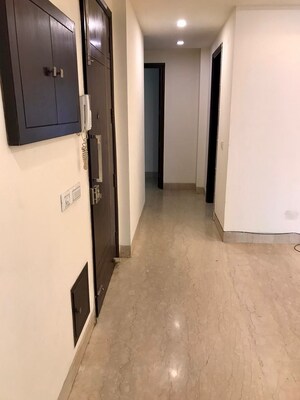 Building Lobby in 3 BHK Apartment at Safdarjung Enclave – for Rent