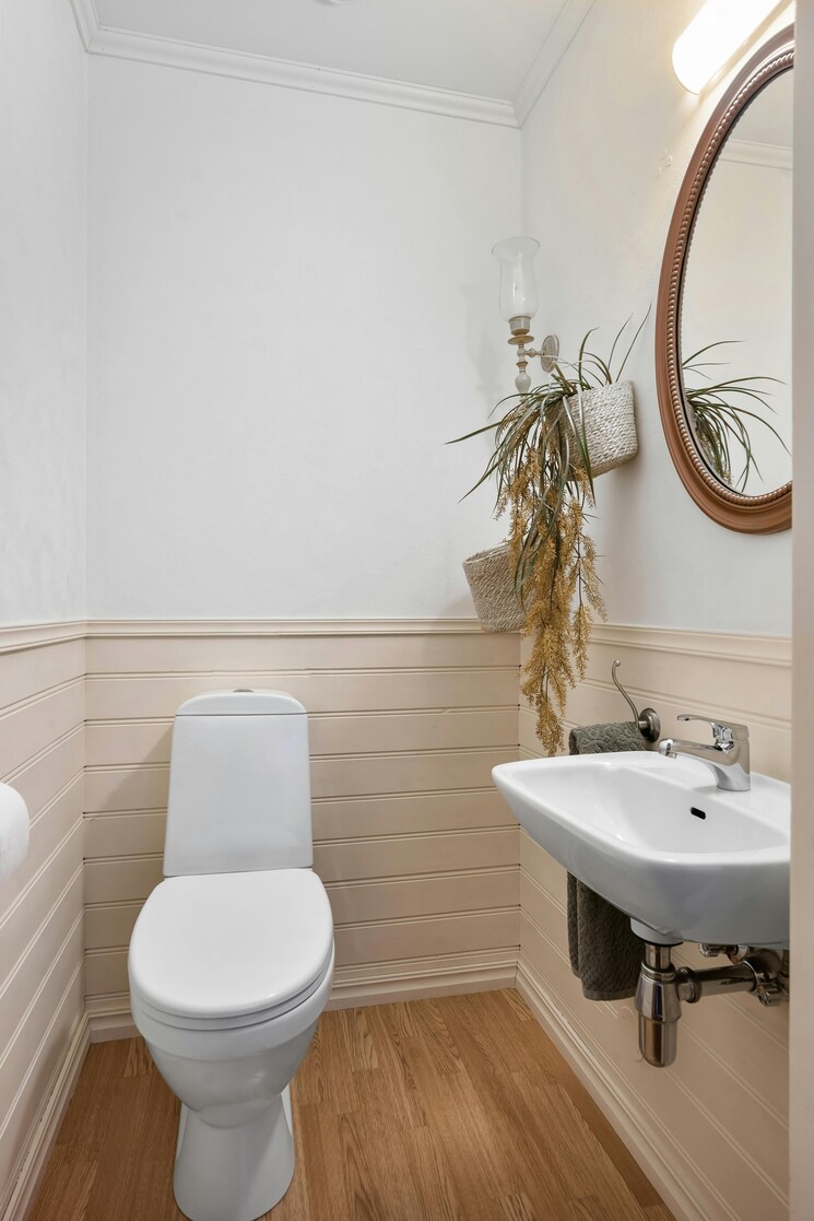 Bathroom, kumar-parc-residences 3 Bedroom 1100 Sq.Ft. Apartment In Hadapsar Pune 9403039