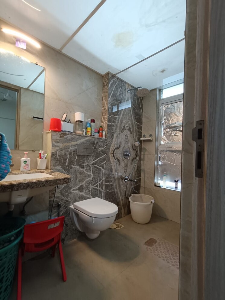 Bathroom, wadhwa-dukes-horizon 3 Bedroom 1365 Sq.Ft. Apartment In Chembur Mumbai 9403170