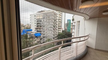 Balcony in 4 BHK Apartment at Khar West – for Rent