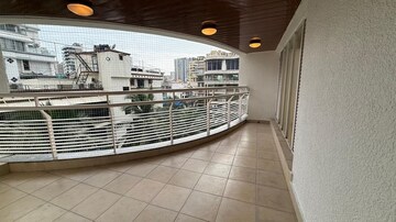 Balcony in 4 BHK Apartment at Khar West – for Rent
