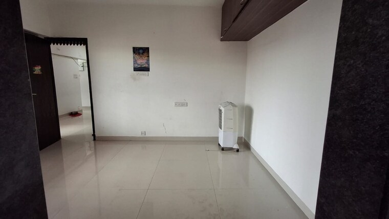 Bathroom, mohite-paradise-g 2 Bedroom 1305 Sq.Ft. Apartment In Anand Nagar Pune 9403219