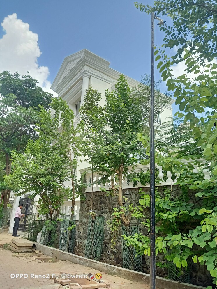 Garden, t-bhimjyani-neelkanth-woods 5 Bedroom 6129 Sq.Ft. Independent House In Manpada Thane 9403356