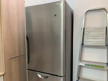 Building Lobby in 2 BHK Apartment at Bandra West – for Rent