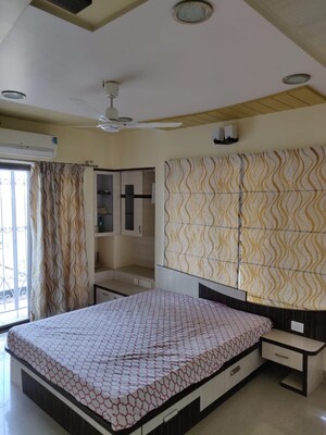 Bedroom in 3 BHK Apartment at Amit Ved Vihar Phase 2, Kothrud – for Rent