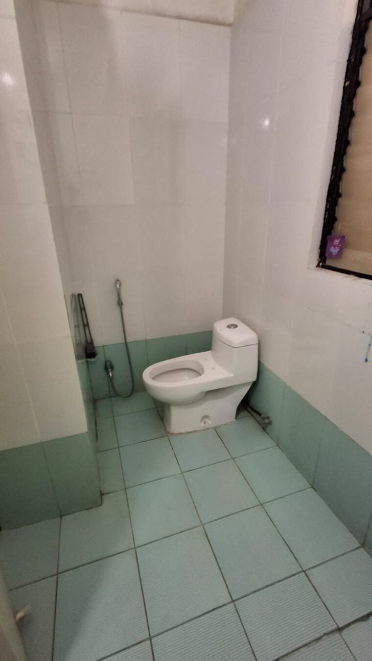 Bathroom, nanded-lalit 2.5 Bedroom 1200 Sq.Ft. Apartment In Sinhagad Road Pune 9403302