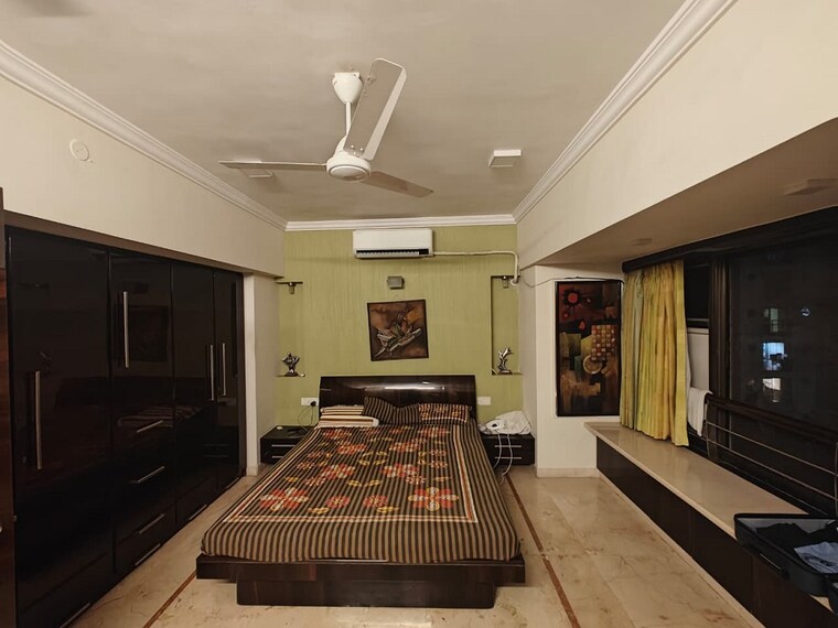 Bedroom, khar west 4 Bedroom 1400 Sq.Ft. Apartment In Khar West Mumbai 9403319