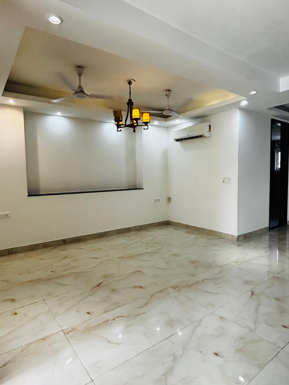 3 BHK Builder Floor For Rent in Global Arcade