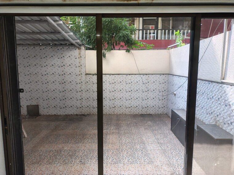 Balcony, hiranandani-gardens-eden-bungalows 3 Bedroom 1500 Sq.Ft. Villa In Powai Mumbai 9403514