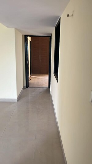 Building Lobby in 3 BHK Builder Floor at Ansal API Esencia, Sector 67 – for Rent