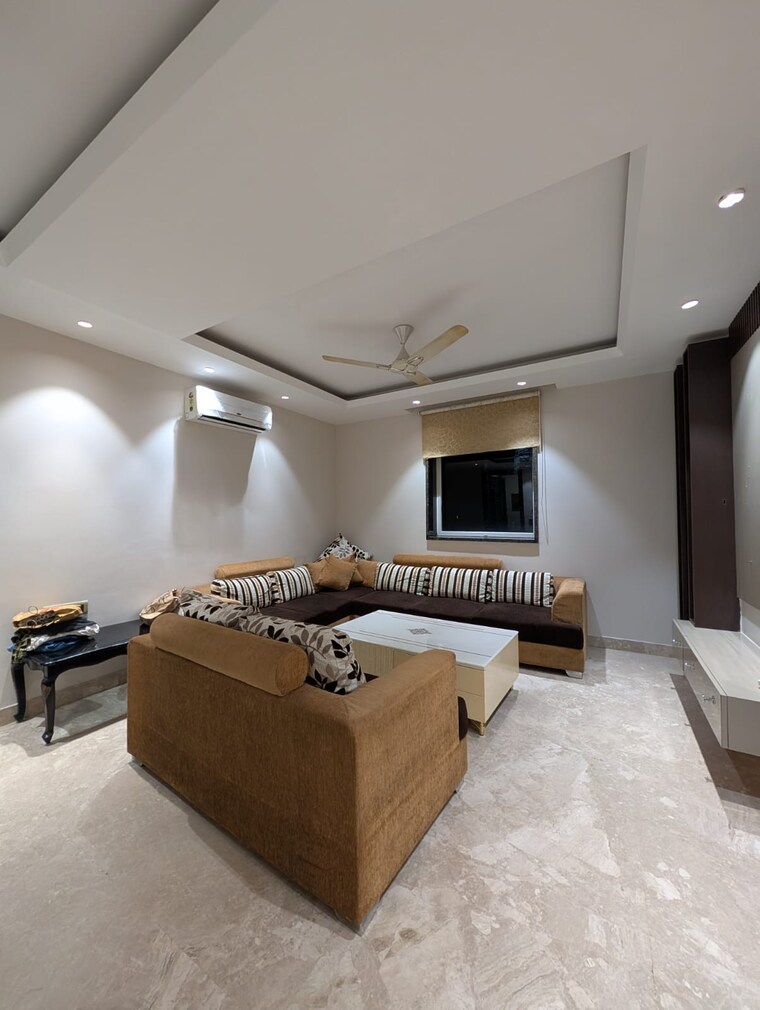 Living Room, bali nagar 3 Bedroom 1800 Sq.Ft. Builder Floor In Bali Nagar Delhi 9403558