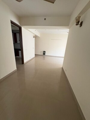 3 BHK Apartment For Rent in Ramprastha City The Edge Towers, Sector 37d