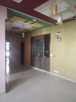 Room in 3 BHK Builder Floor at GH-7 Crossings Republik, Vijay Nagar – for Rent