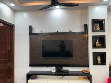 Furnished Amenities in 3 BHK Builder Floor at Bali Nagar – for Rent