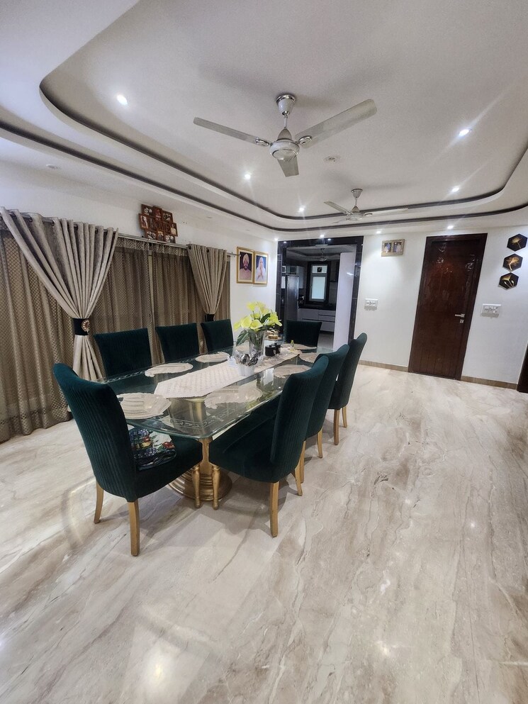 Living Room, bali nagar 3 Bedroom 1800 Sq.Ft. Builder Floor In Bali Nagar Delhi 9403641