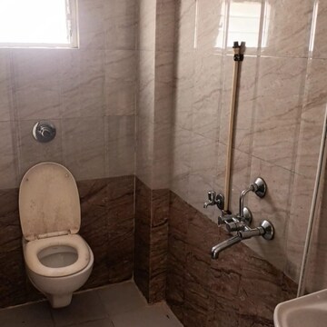 Bathroom in 1 BHK Apartment at Chaitanya Chintamani Gulmohar, Jai Prakash Nagar – for Rent