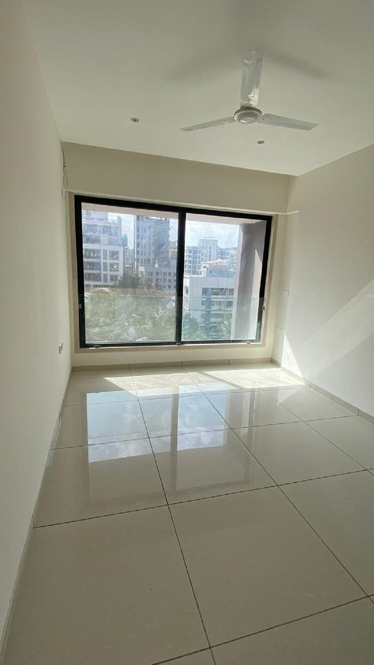 Room, santacruz west 3 Bedroom 1200 Sq.Ft. Apartment In Santacruz West Mumbai 9403668
