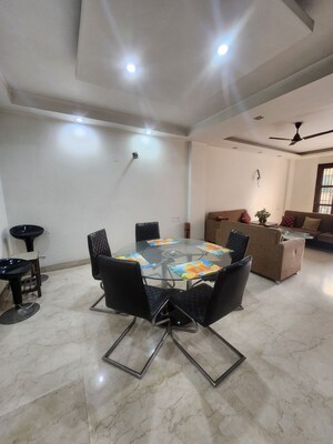 3 BHK Builder Floor For Rent in Rajouri Garden