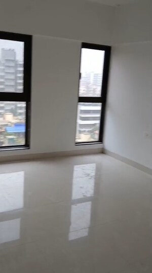 Bedroom in 4 BHK Apartment at Chembur – for Rent