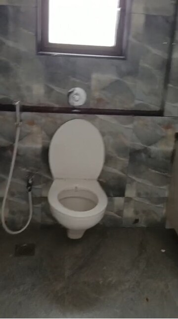 Bathroom in 4 BHK Apartment at Chembur – for Rent