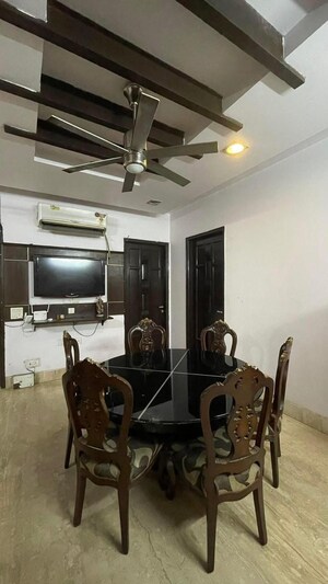 Gym in 3 BHK Builder Floor at Bali Nagar – for Rent